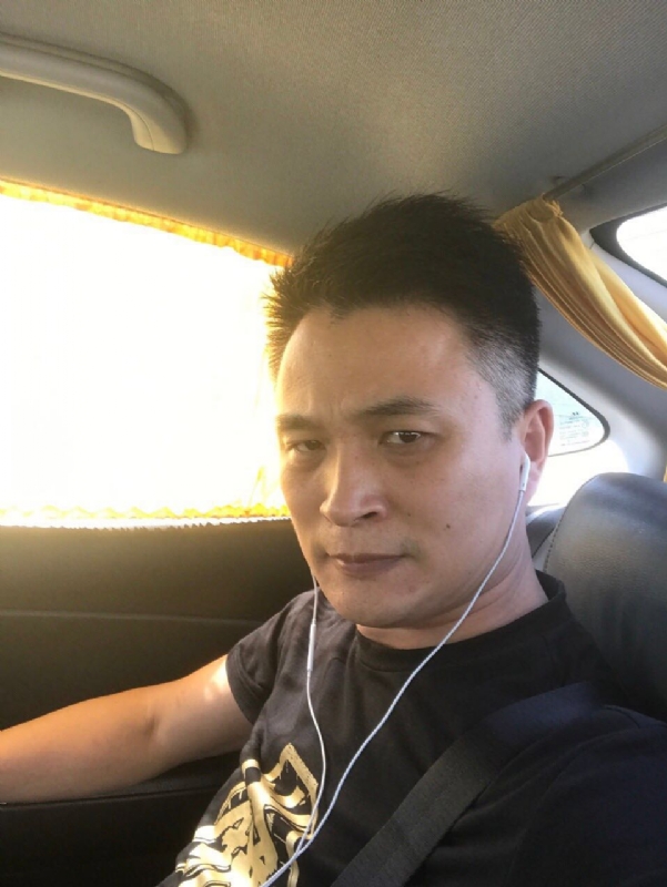 罗的第二张照片--东山相亲网
