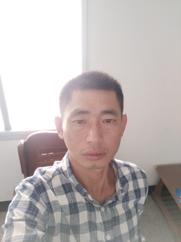 不期而遇的第一张照片--东山相亲网