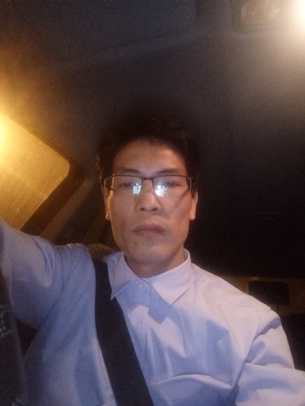 爱也要以诚相待的第三张照片--东山相亲网