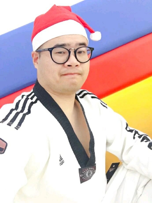 何当重相见的第一张照片--东山相亲网