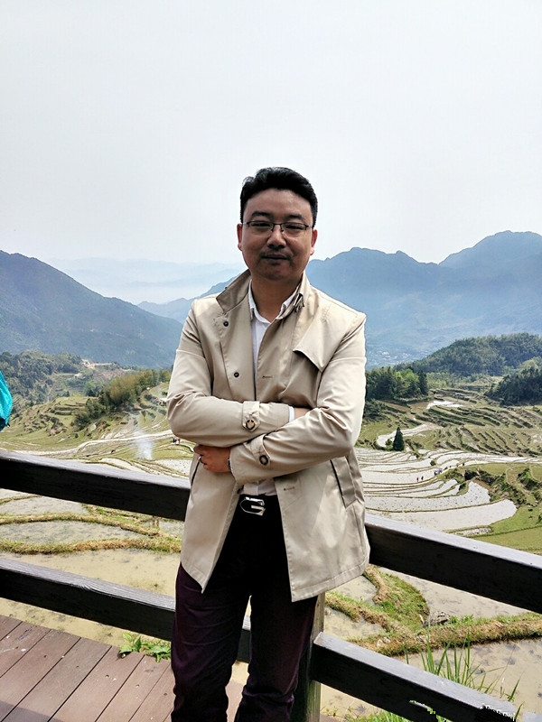 过往的第二张照片--东山相亲网