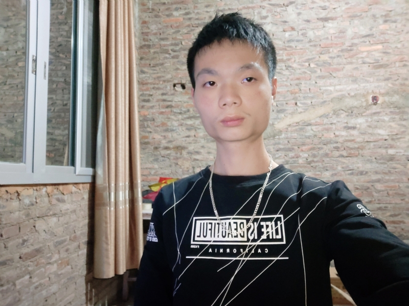 杨翊天的第一张照片--东山相亲网