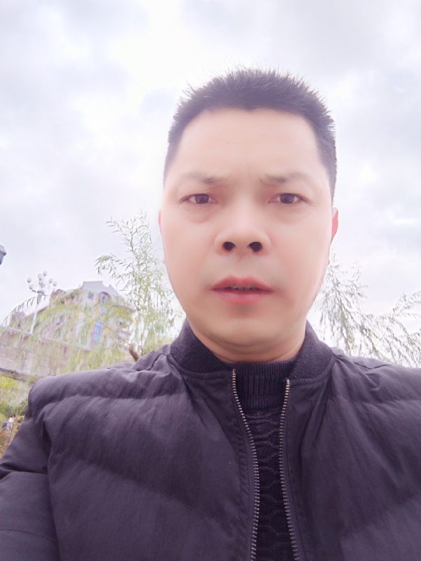 随缘的第一张照片--东山相亲网