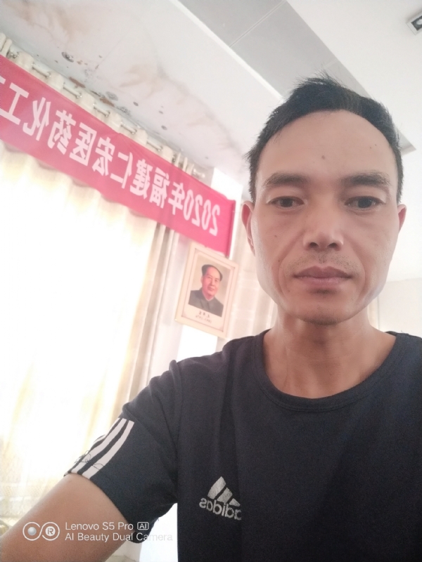 向往彩虹的第三张照片--东山相亲网