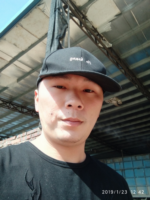 小蔡的第一张照片--东山相亲网