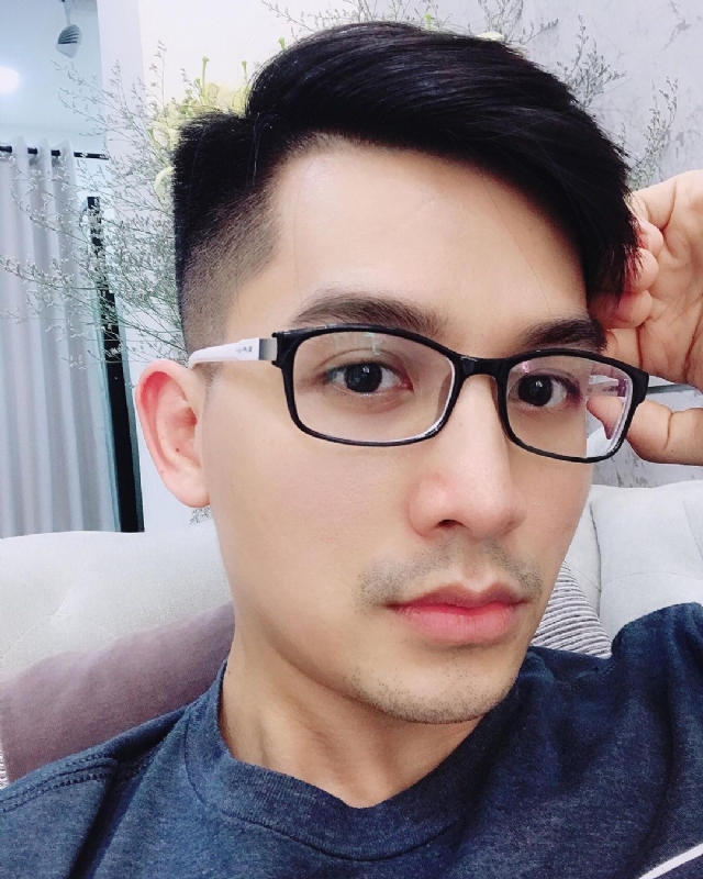 啊泽的第二张照片--东山相亲网