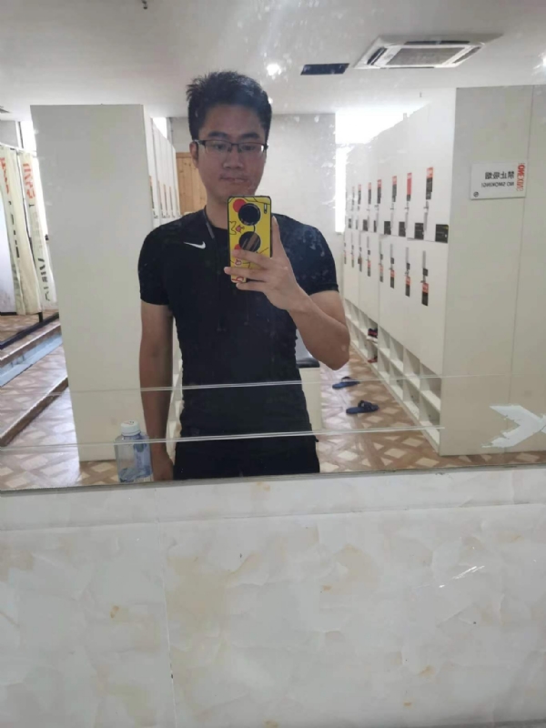 习惯发呆的第一张照片--东山相亲网