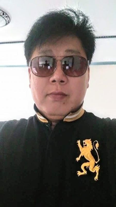 含笑半步癲的第三张照片--东山相亲网