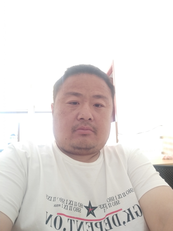 流星隐爱的第一张照片--东山相亲网
