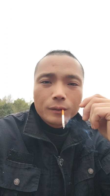 伯爵的第一张照片--东山相亲网