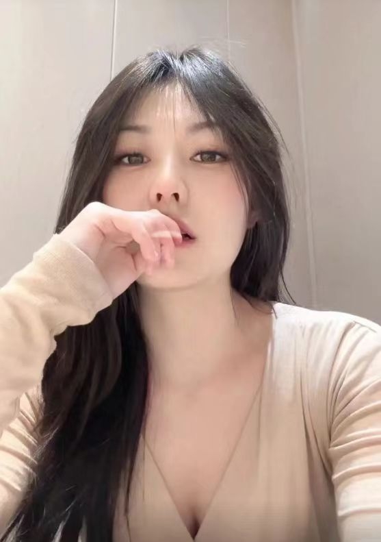 勾人心魂大美人的第一张照片--东山相亲网